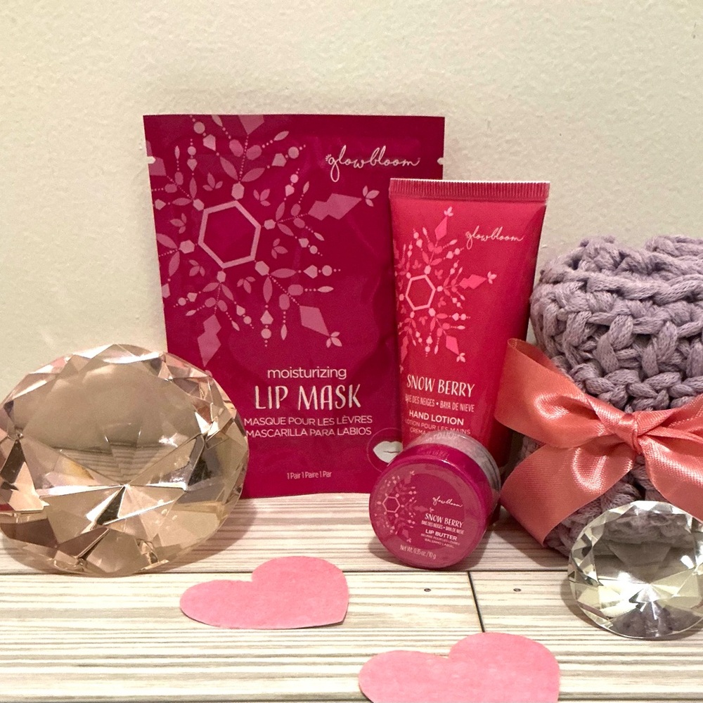 COPY - Glow Bloom Lip Mask Spa Bundle and Hand Lotion Set